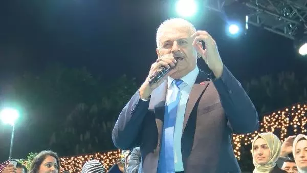 Binali Yıldırım, Sultangazi'de Seçmen Buluşmasında Konuştu