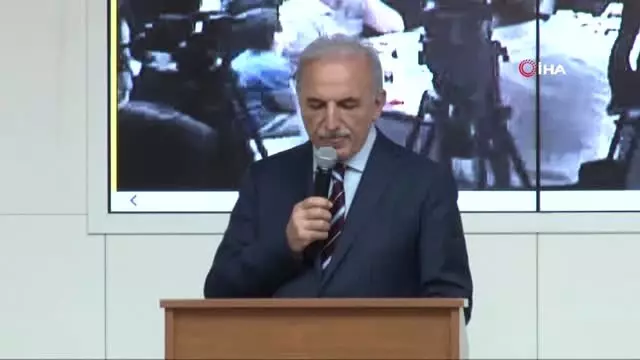 Binali Yıldırım, Ümraniye'de Katıldığı İftarda Açıklamalarda Bulundu Binali Yıldırım, Ümraniye'de Katıldığı İftarda Açıklamalarda Bulundu