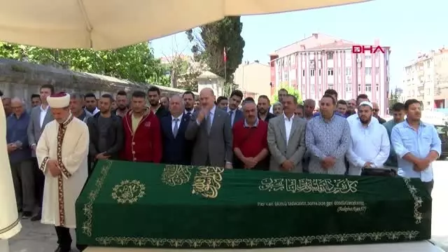 İstanbul- İçişleri Bakanı Soylu Çatalca'da Esnafı Ziyaret Etti İstanbul- İçişleri Bakanı Soylu Çatalca'da Esnafı Ziyaret Etti