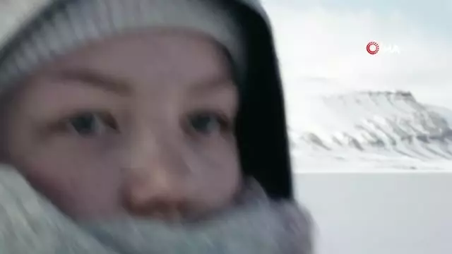 Kuzey Kutbu'nda Buzdan Enstrümanlarla Konser- Okyanusların Karşı Karşıya Kaldığı Tehditlere Buzdan... Kuzey Kutbu'nda Buzdan Enstrümanlarla Konser- Okyanusların Karşı Karşıya Kaldığı Tehditlere Buzdan...