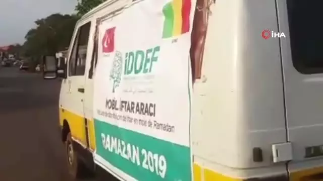 Mobil İftar Araçları Yoksullara Ulaşıyor