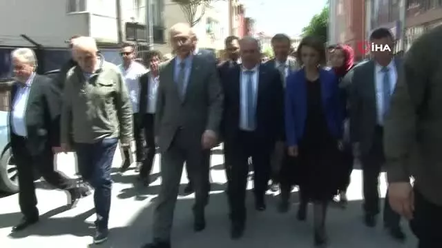 Bakan Soylu, 'Her Şey Güzel Olacak' Diyen Vatandaşa 'Her Şey Daha Güzel Olacak' Diyerek Cevap Verdi Bakan Soylu, 'Her Şey Güzel Olacak' Diyen Vatandaşa 'Her Şey Daha Güzel Olacak' Diyerek Cevap Verdi