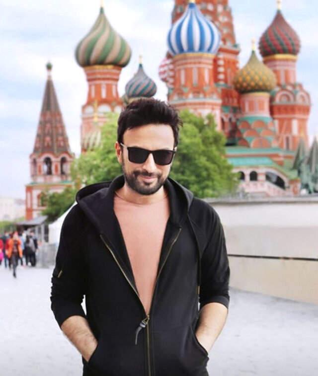 Tarkan, Eşi Pınar Tevetoğlu ile duygusal Anlarını yasamsal Medya Hesabından Takipçilerinin Beğenisine Sundu