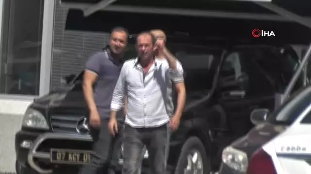 Tezgah Yeri ve Günü Değiştirilen Esnaf İsyan Etti Tezgah Yeri ve Günü Değiştirilen Esnaf İsyan Etti