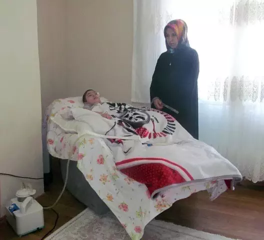 Trafik Kazasında Yatalak Kalan Muhammet Yusuf, 156 Bin TL'lik Tedavisi İçin Yardım Bekliyor