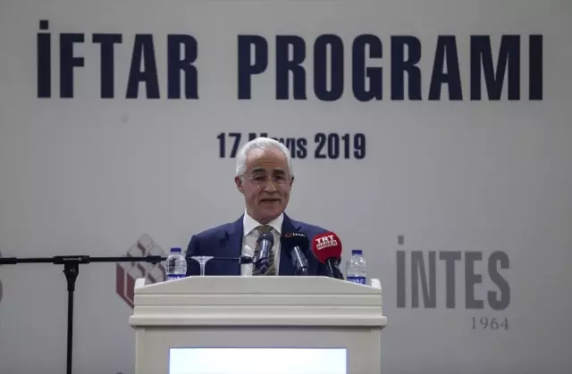 Bakan Turhan'dan Tasfiye Kararnamesi Açıklaması Bakan Turhan'dan Tasfiye Kararnamesi Açıklaması