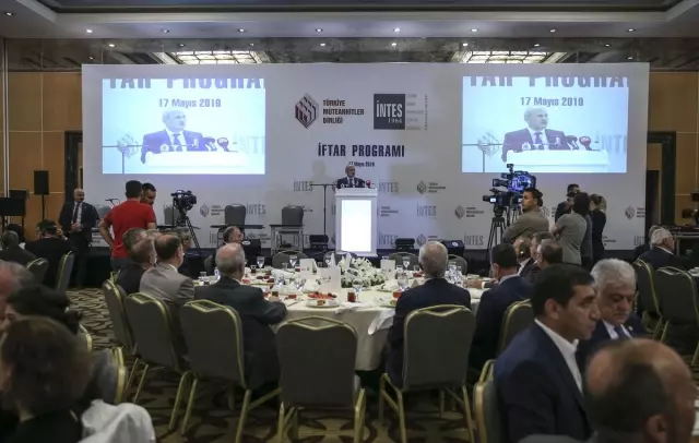 Bakan Turhan'dan Tasfiye Kararnamesi Açıklaması Bakan Turhan'dan Tasfiye Kararnamesi Açıklaması
