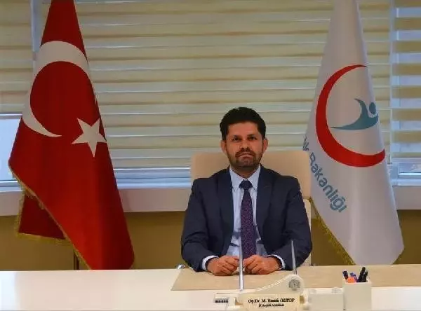 Balıkesir İl Sağlık Müdürü Öztop, İzmir'e Atandı