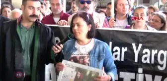 Sirkeci Garı: Çorlu'daki Tren Kazasında Ölenlerin Yakınlarından Sirkeci Garı Önünde Eylem Sirkeci Garı: Çorlu'daki Tren Kazasında Ölenlerin Yakınlarından Sirkeci Garı Önünde Eylem
