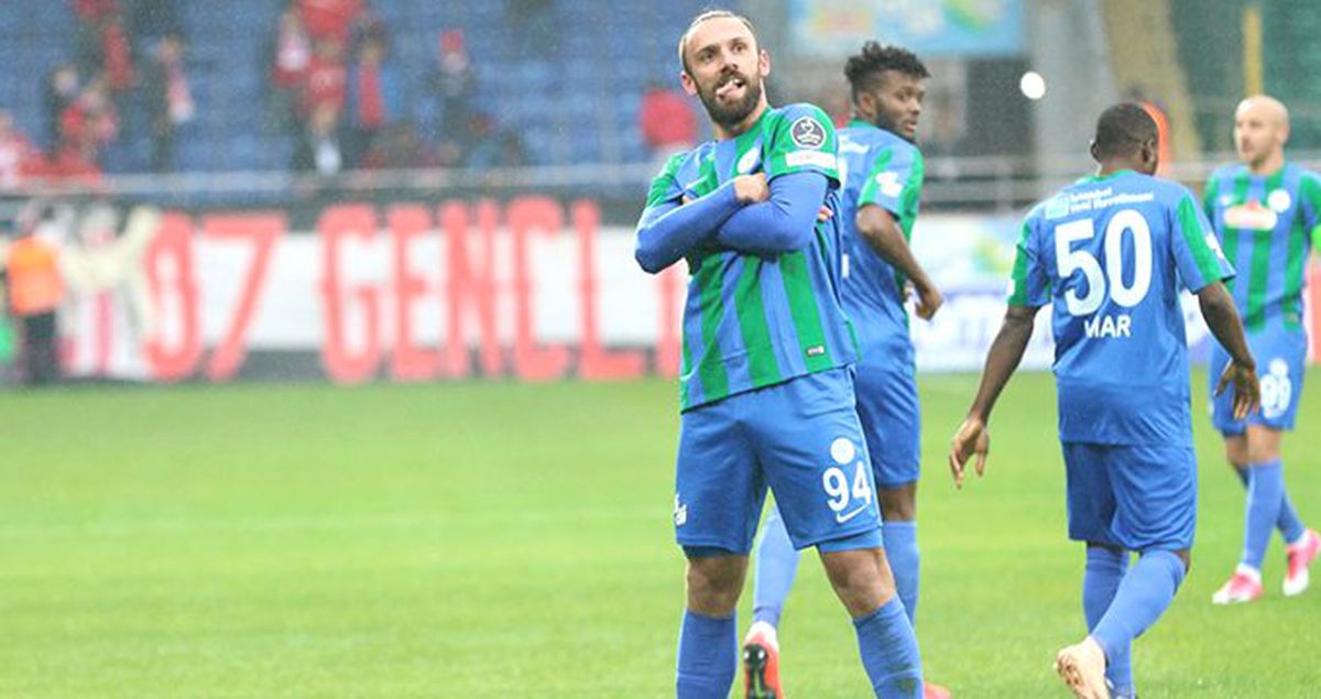 Fenerbahçe, Vedat Muriqi'ye Yıllık 1,5 Milyon Euro Önerecek!