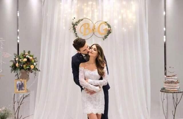 Gurur Aydoğan ve Başak Güröz, Düğünlerine Aylar Kala Ayrıldı