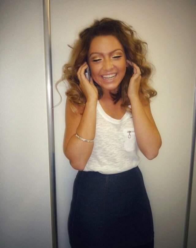 Hadise 10 Yıl Önceki Eurovision Fotoğraflarını İlk Kez Paylaştı