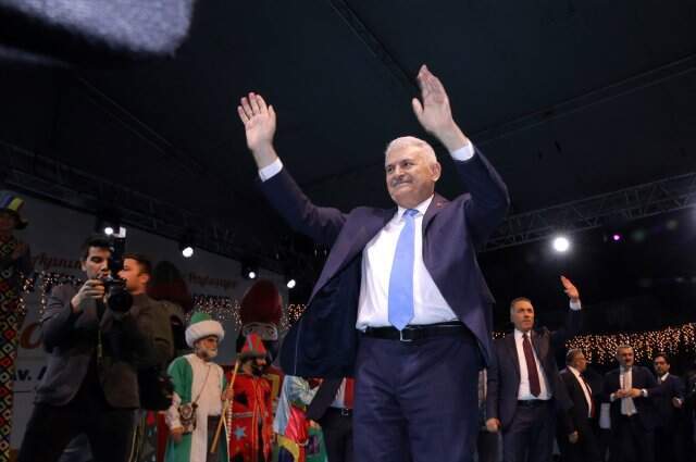 Konserde Protesto Edilen Binali Yıldırım: Bizi Sevmeyenleri de Seviyoruz