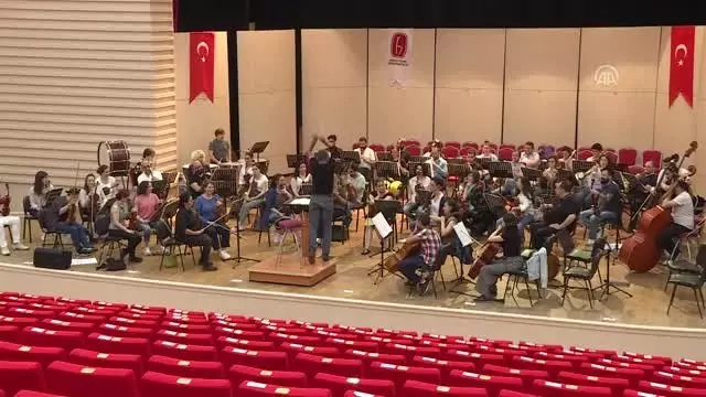 Piyanist İdil Biret Milli Mücadele'nin 100. Yılı İçin Çalacak Piyanist İdil Biret Milli Mücadele'nin 100. Yılı İçin Çalacak
