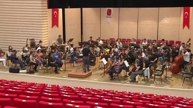 Piyanist İdil Biret Milli Mücadele'nin 100. Yılı İçin Çalacak Piyanist İdil Biret Milli Mücadele'nin 100. Yılı İçin Çalacak