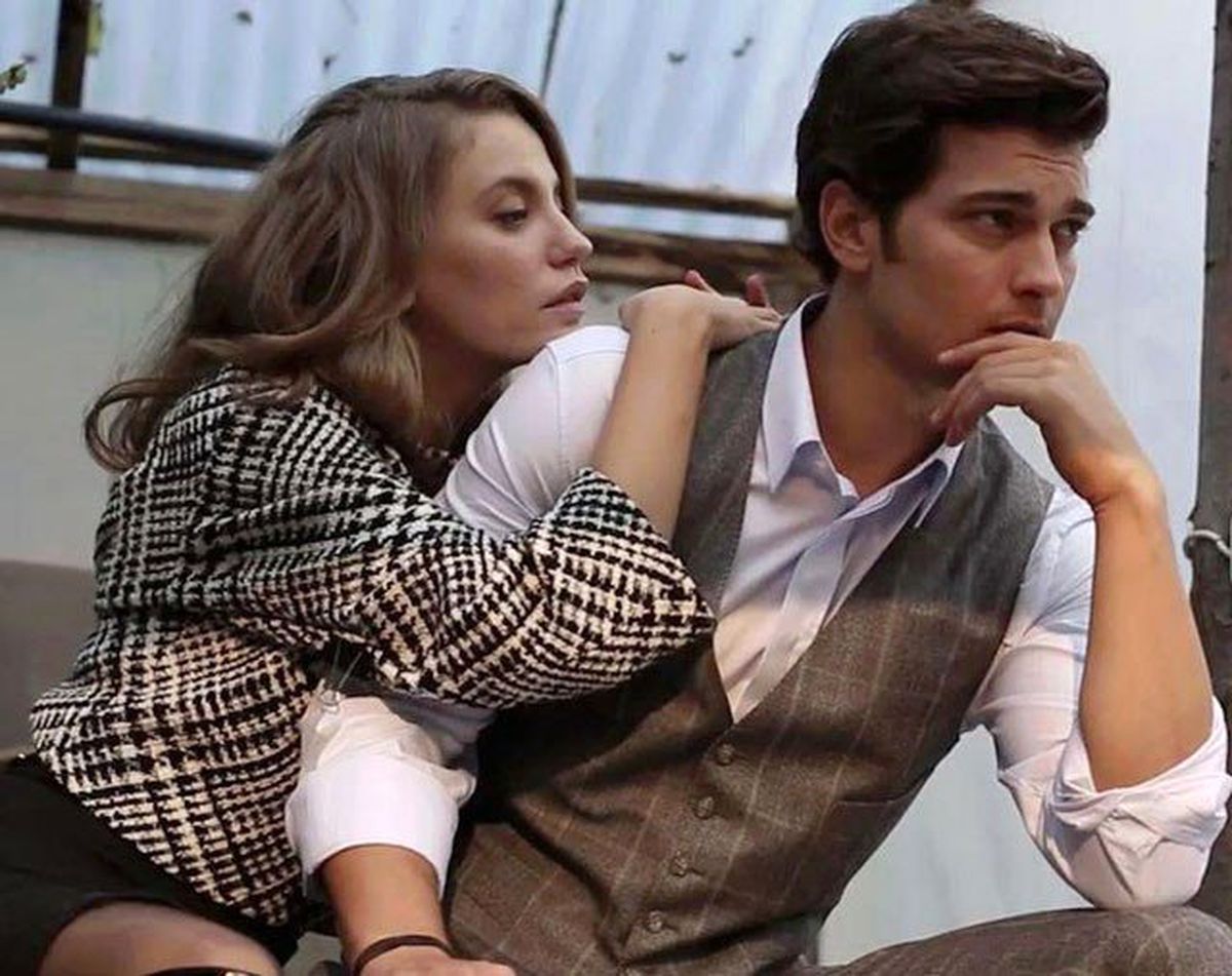 Serenay Sarıkaya, Çağatay Ulusoy'la Aşk İddialarına Cevap Verdi