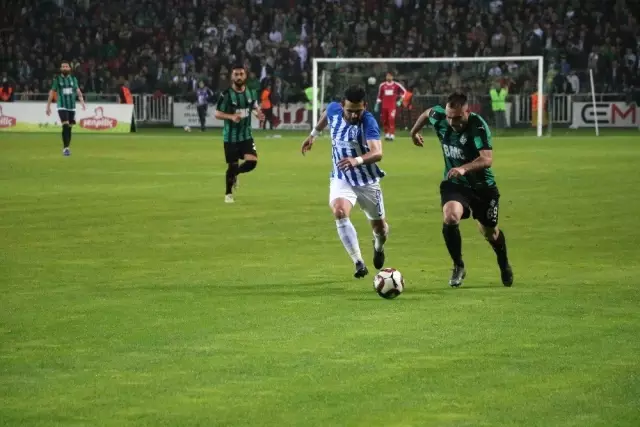 Tff 2. Lig Play-Off Yarı Final: Sakaryaspor: 4 - Sarıyer: 0
