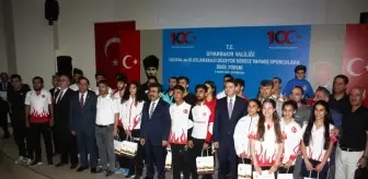 Gökpınar: Ulusal ve Uluslararası Müsabakalarda Dereceye Giren Diyarbakırlı Sporculara Ödül Gökpınar: Ulusal ve Uluslararası Müsabakalarda Dereceye Giren Diyarbakırlı Sporculara Ödül