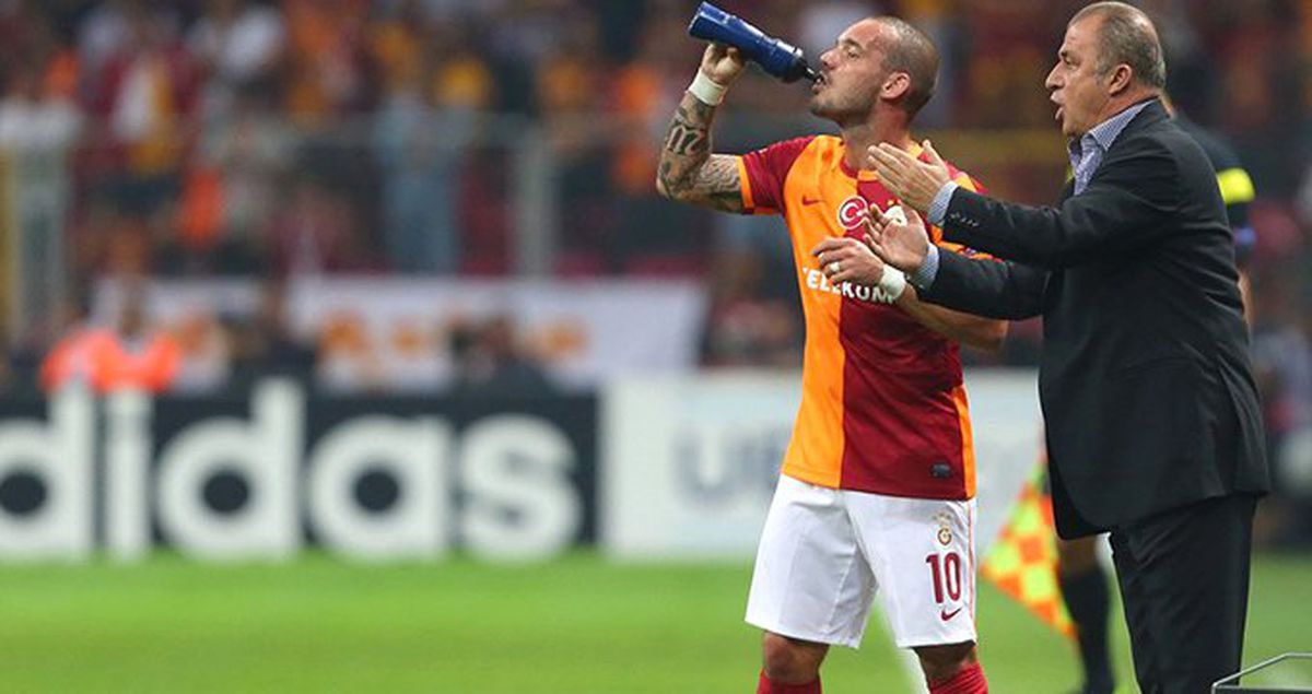 Wesley Sneijder, Medipol Başakşehir Maçı İçin İstanbul'a Geliyor