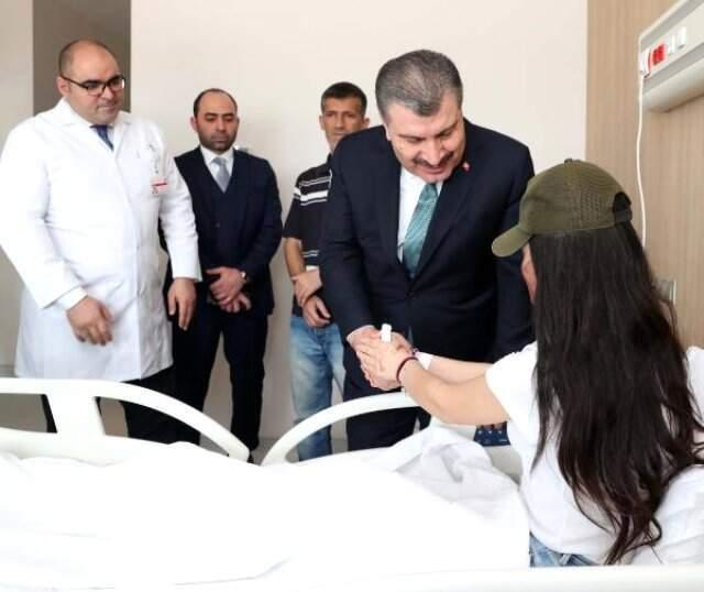 Yüzüne Kezzap Atılan Berfin'in Tedavisi Devlet Tarafından Karşılanacak