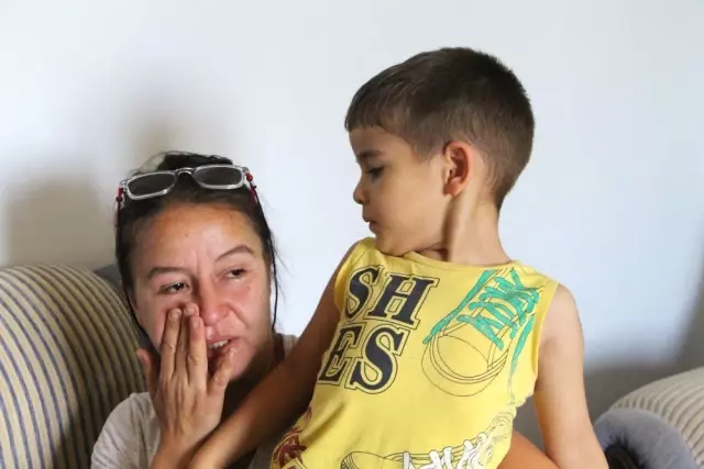 4 Yaşındaki Halil Efe'nin Tek Hayali Dışarıda Yürüyüp, Koşmak 4 Yaşındaki Halil Efe'nin Tek Hayali Dışarıda Yürüyüp, Koşmak