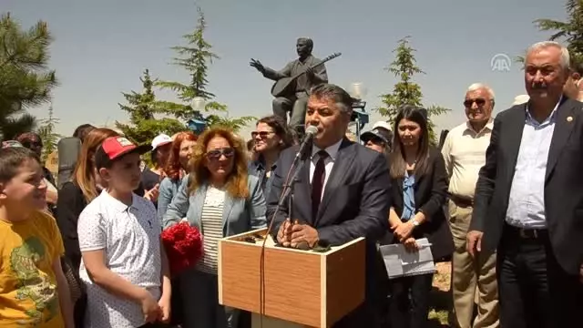 Mahzuni Şerif Kabri Başında Anıldı Mahzuni Şerif Kabri Başında Anıldı