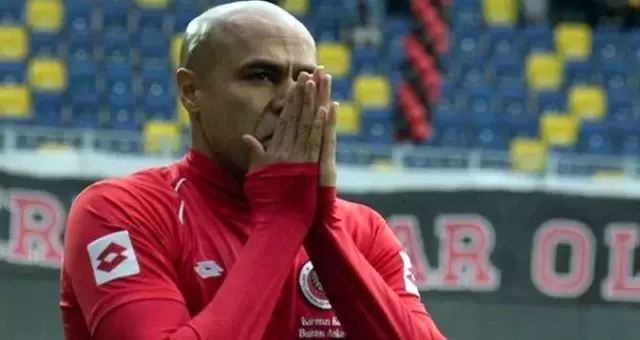 Nobre, Futbol Kariyerini Noktaladı Nobre, Futbol Kariyerini Noktaladı