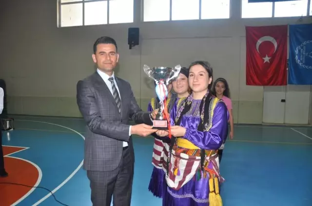 19 Mayıs Atatürk'ü Anma Gençlik ve Spor Bayramı 19 Mayıs Atatürk'ü Anma Gençlik ve Spor Bayramı