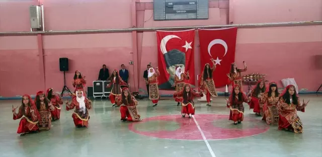 19 Mayıs Atatürk'ü Anma Gençlik ve Spor Bayramı 19 Mayıs Atatürk'ü Anma Gençlik ve Spor Bayramı