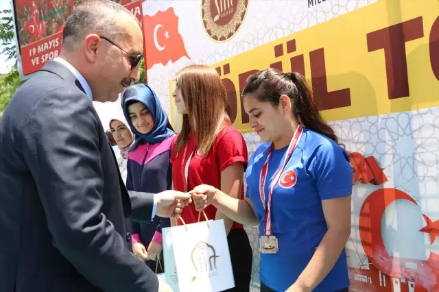 19 Mayıs Atatürk'ü Anma Gençlik ve Spor Bayramı