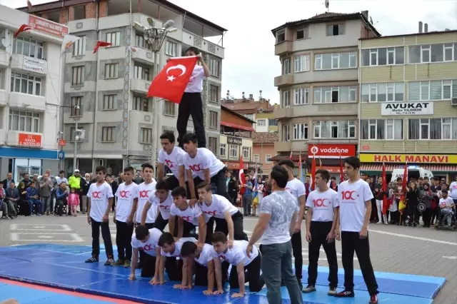 19 Mayıs Atatürk'ü Anma Gençlik ve Spor Bayramı 19 Mayıs Atatürk'ü Anma Gençlik ve Spor Bayramı