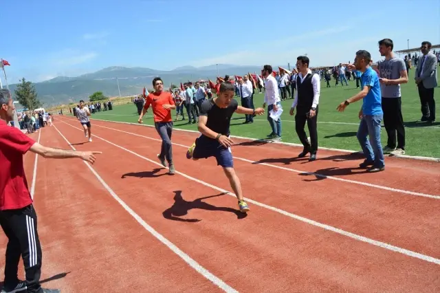 19 Mayıs Atatürk'ü Anma, Gençlik ve Spor Bayramı 19 Mayıs Atatürk'ü Anma, Gençlik ve Spor Bayramı