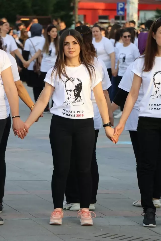 Atatürk'ün Samsun'a Çıkışının 100. Yılında Atabarı Oynadılar Atatürk'ün Samsun'a Çıkışının 100. Yılında Atabarı Oynadılar