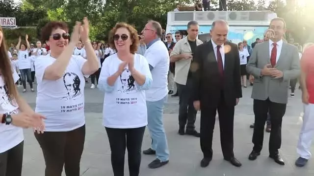 Atatürk'ün Samsun'a Çıkışının 100. Yılında Atabarı Oynadılar Atatürk'ün Samsun'a Çıkışının 100. Yılında Atabarı Oynadılar