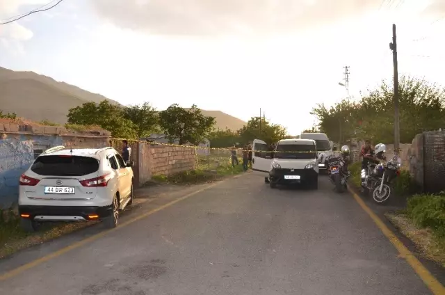 Av Tüfeğiyle Etrafa Ateş Açtı: Teyzesini Öldürdü, 2 Kişiyi Yaraladı