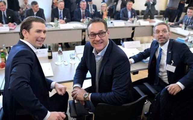 Avusturya'da Hükümeti Yıkan Heinz Christian Strache'nin Rus Kadınla İlişki Görüntüleri