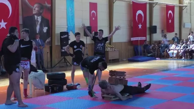 Beyşehir'de 19 Mayıs Kutlamaları Beyşehir'de 19 Mayıs Kutlamaları
