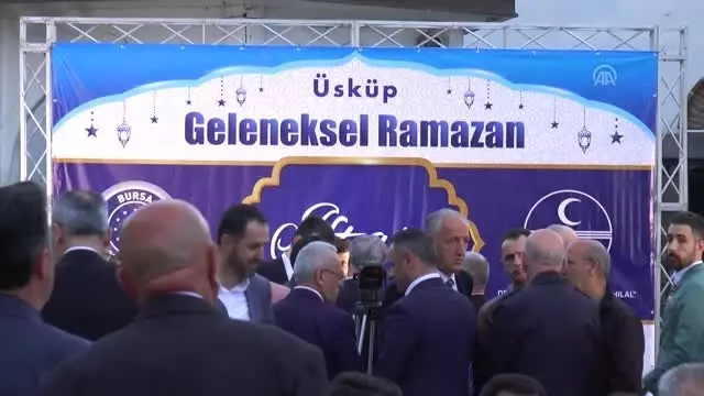 Bursa Büyükşehir Belediyesinden Üsküp'te İftar Bursa Büyükşehir Belediyesinden Üsküp'te İftar