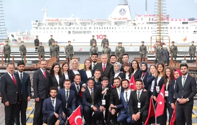 Samsun'da Nefes Kesen 19 Mayıs Kutlamaları Samsun'da Nefes Kesen 19 Mayıs Kutlamaları