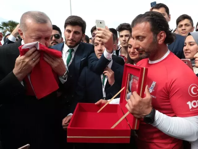 Samsun'da Nefes Kesen 19 Mayıs Kutlamaları Samsun'da Nefes Kesen 19 Mayıs Kutlamaları
