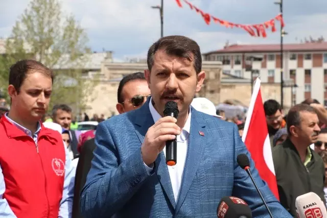 Sivas'ta 19 Mayıs Kutlamaları Sivas'ta 19 Mayıs Kutlamaları