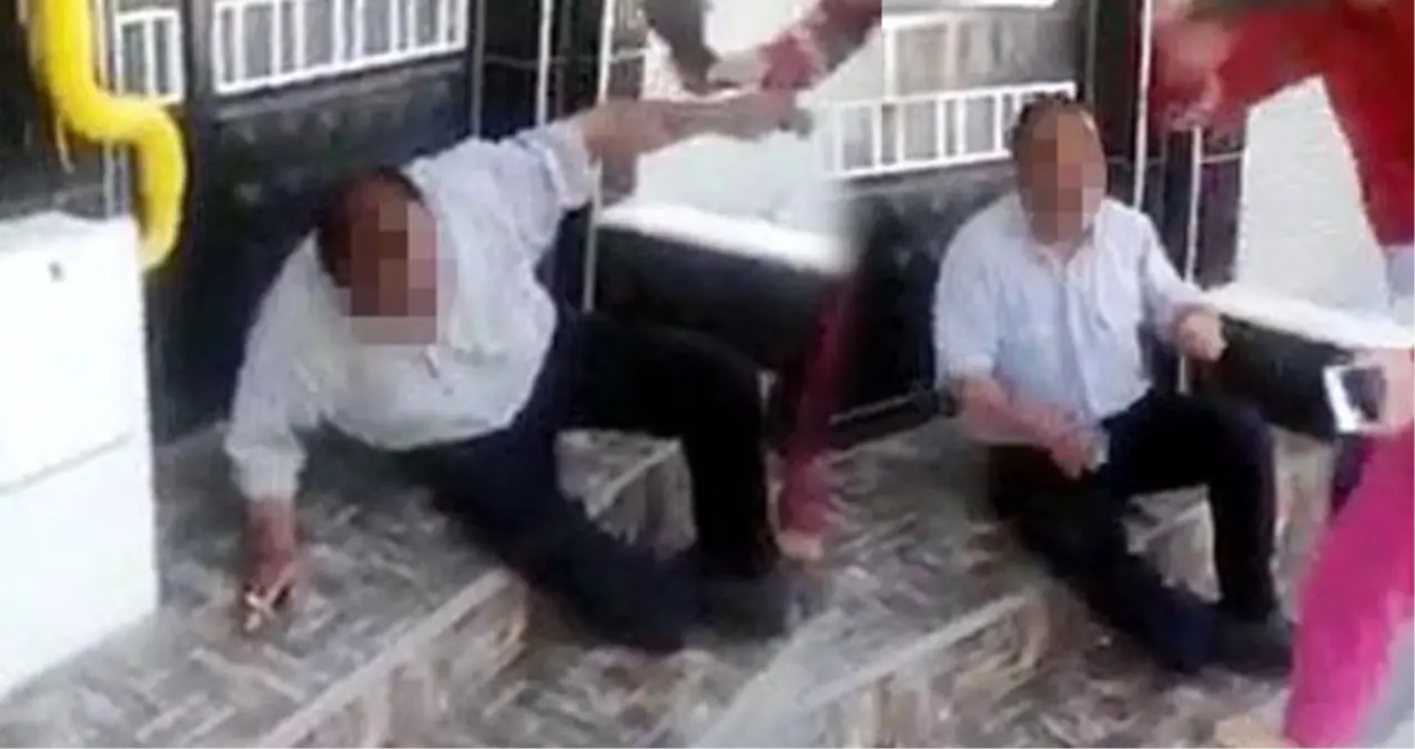 Gaziantep'te Taciz Şüphelisini Terlikle Dövüp, Polise Teslim Ettiler