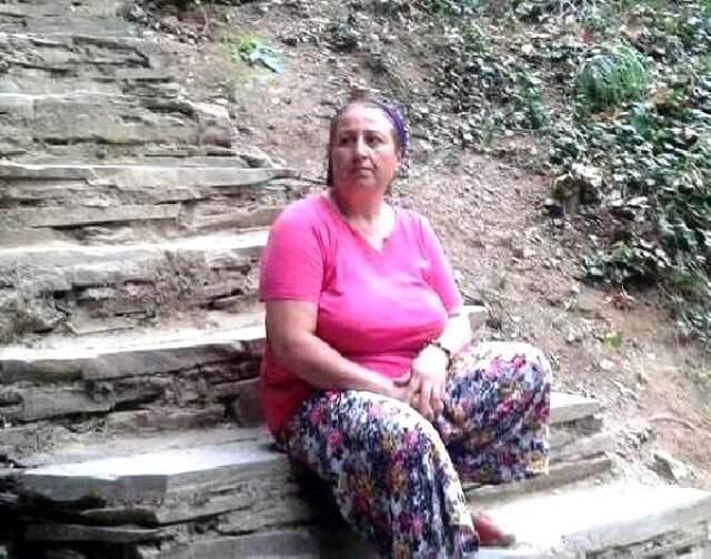Tartıştığı 29 Yıllık Eşini 15 Bıçak Darbesiyle Öldürdü