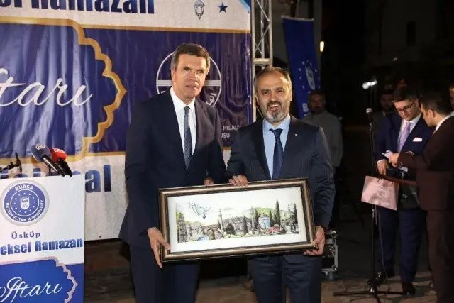 Üsküp'te Gelenek Bozulmadı Üsküp'te Gelenek Bozulmadı