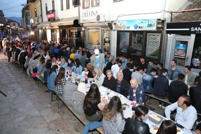 Üsküp'te Gelenek Bozulmadı Üsküp'te Gelenek Bozulmadı