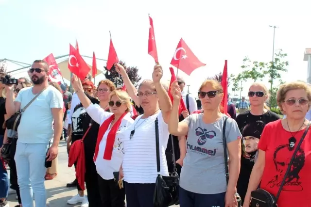Yalova'da 100. Yıl Coşkusu Yalova'da 100. Yıl Coşkusu