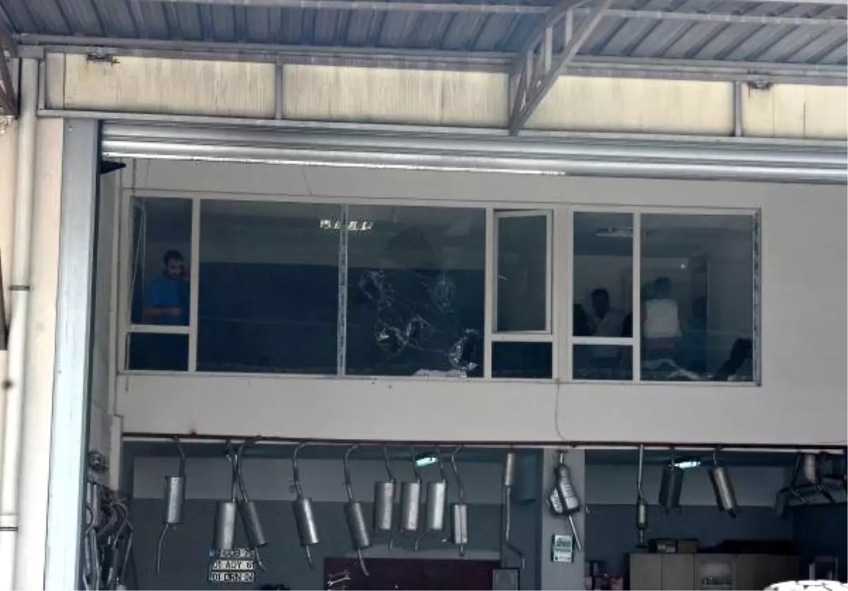 Bekçiyi Rehin Alan Cezaevi Firarisi, Polis Operasyona Başlayınca İntihar Etti