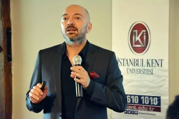 Ceyhun Yılmaz: İlk Instagram Mağara Duvarlarıydı Ceyhun Yılmaz: İlk Instagram Mağara Duvarlarıydı