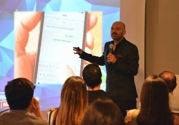Ceyhun Yılmaz: İlk Instagram Mağara Duvarlarıydı Ceyhun Yılmaz: İlk Instagram Mağara Duvarlarıydı