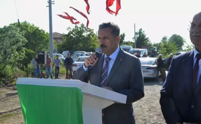 Çizmeleri Giyen Protokol Çeltik Ekti Çizmeleri Giyen Protokol Çeltik Ekti